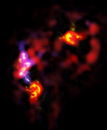 Los radiotelescopios de ALMA, en Chajnantor captaron esta imagen de las galaxias interactuantes Antennae en Corvus. Foto: ALMA (ESO/NAOJ/NRAO).