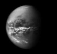 Tras la formacin de nubes de metano en Titn, se observaron cambios en los ros de su superficie. Crdito: NASA.