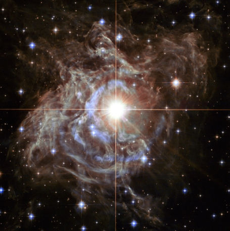 Variable cefeida RS Puppis rodeada de su nebulosa. Crdito: HUBBLE/NASA.