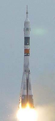 Cohete ruso Soyuz FG despega desde Beikonur, con la TMA 2.